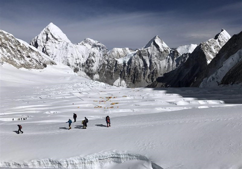 4 کوهنورد گرفتار بهمن در توچال
