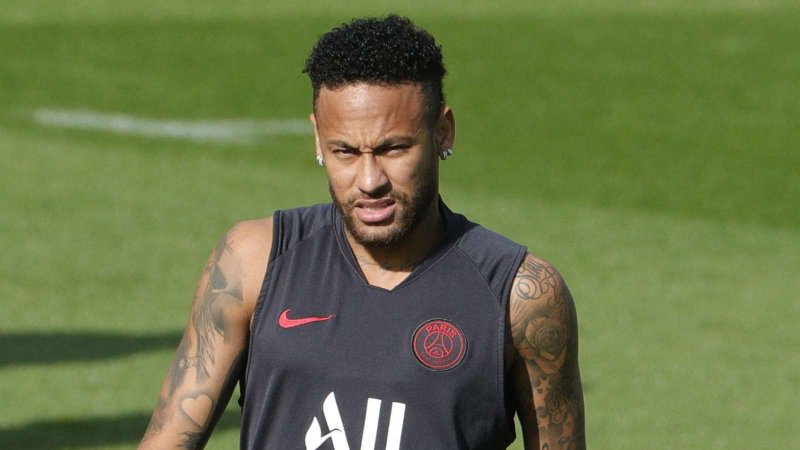 هشدار هواداران PSG به نیمار: مسیر آشتی طولانی است