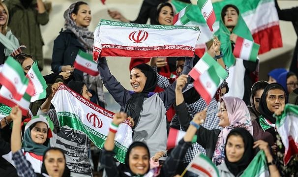 سازمان لیگ: حضور زنان در ورزشگاه به این دو شرط