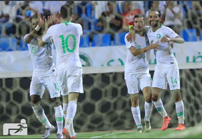 پیروزی راحت عربستان در خانه