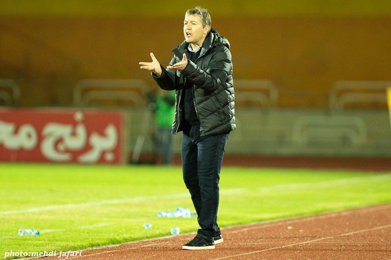 نفت پولش را از اسکوچیچ می‌خواهد، نه فدراسیون!