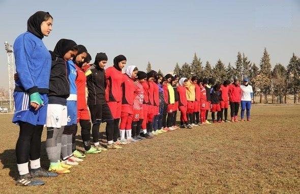 کوچ ملی‌پوشان فوتبال زنان برای اردو به اصفهان