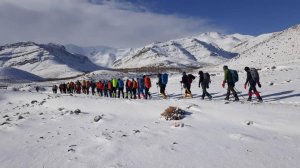 کوهنوردان ارتش به قله برف انبار استان قم صعود کردند