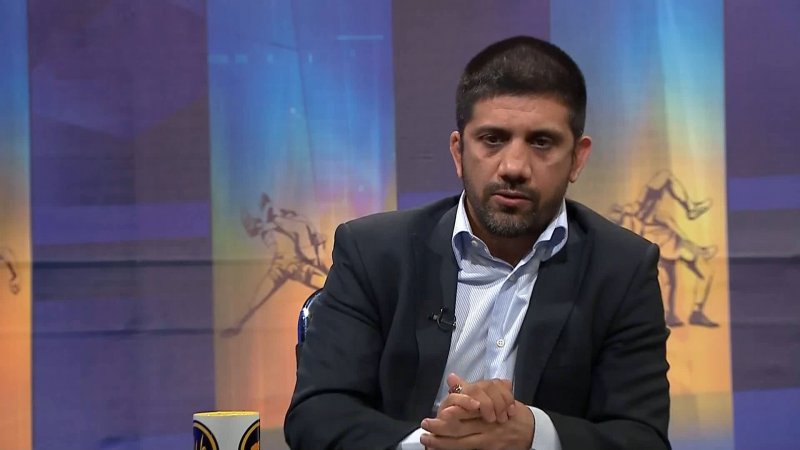 انتقاد تند علیرضا دبیر از رفتار سرمربی تیم ملی