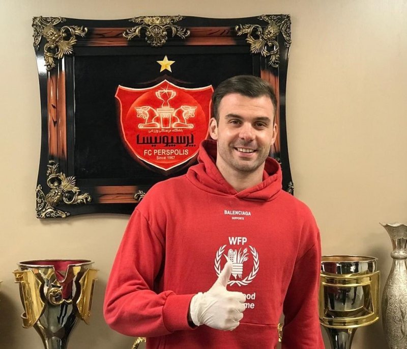 تمرینات گلر پرسپولیس زیرنظر پدر دنبال میشود