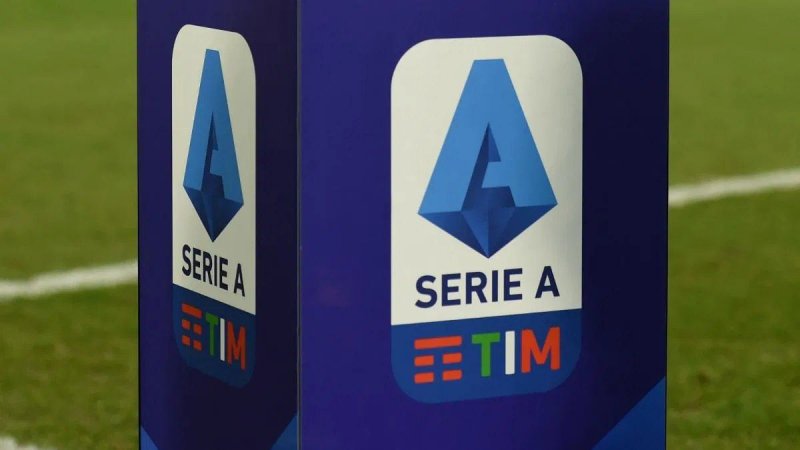 خبر مهم وزیر ورزش ایتالیا درباره ادامه مسابقات سری آ