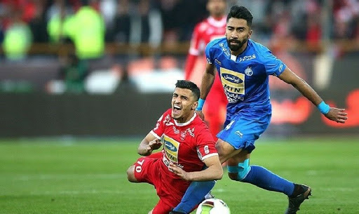 اصرار وزارت ورزش به واگذاری استقلال و پرسپولیس 