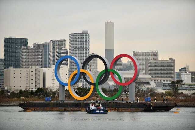 ژاپنی ها بنای پنج حلقه المپیک را برداشتند
