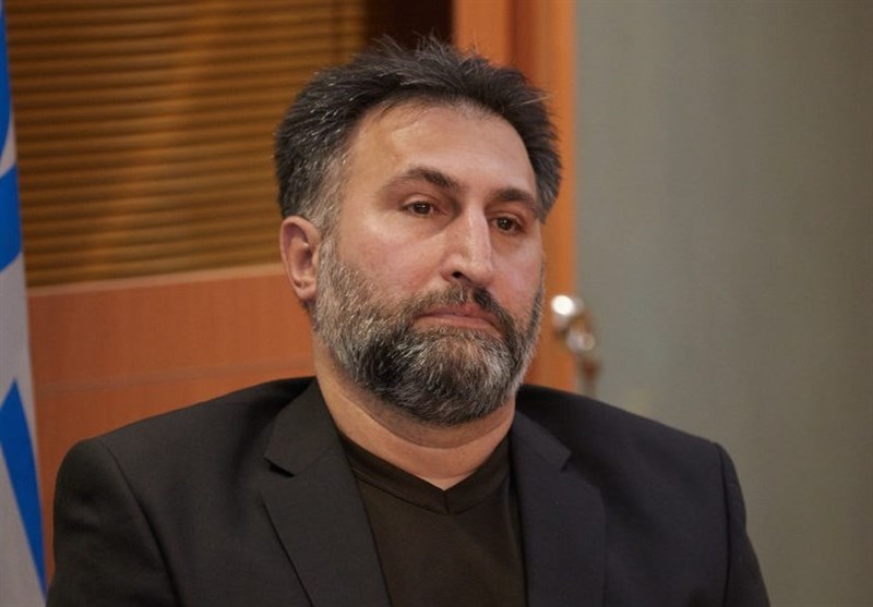 لاهوتی: بعید میدانم لیگ امسال به پایان برسد