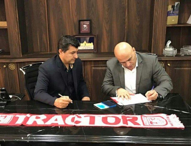 منصوریان: با جان و دل برای هواداران کار میکنیم