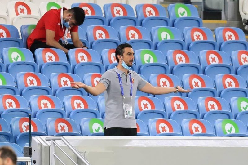مربیانی که باید از روی سکوها هدایت گر باشند!