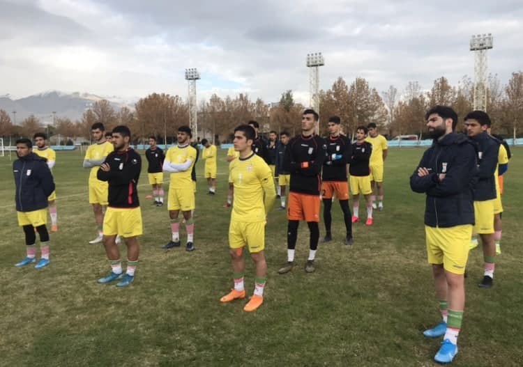 تا تصمیم گیری AFC؛ تمرینات فعلا تعطیل می شود 