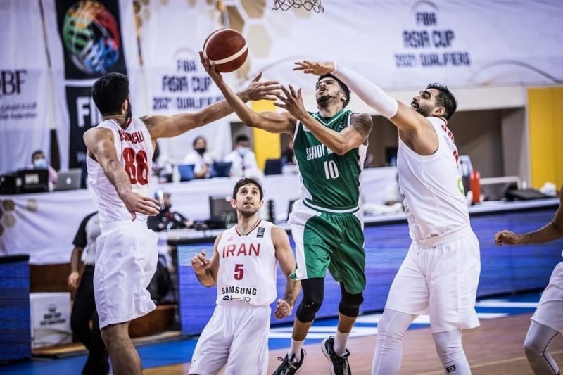 ایران 71-عربستان 64؛ سعودیها زانو زدند