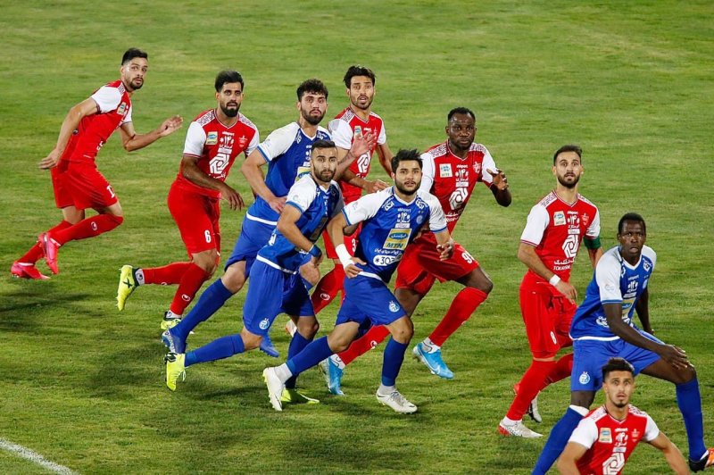 قرارداد بازیکنان فوتبال زیر نظر وزارت اطلاعات