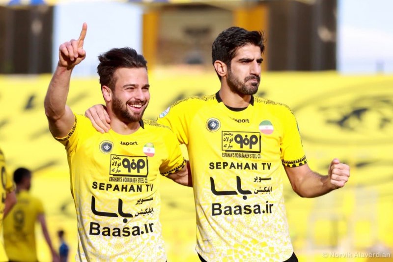 حسینی: فوتبال ایران محرم نویدکیا را الگو قرار بدهد