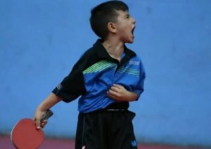 بنیامین کوچکترین ورزشکار حرفه‌ای ایران(عکس)