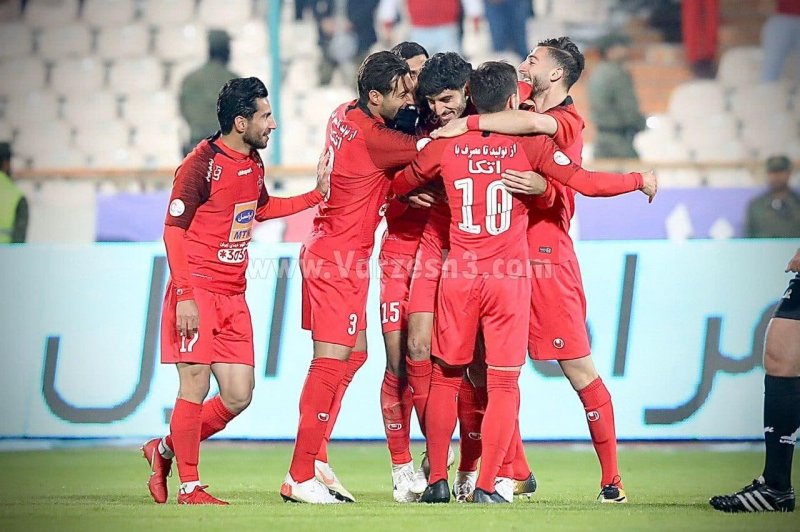 پایان کار پرسپولیس در نقل و انتقالات با جذب مدافع