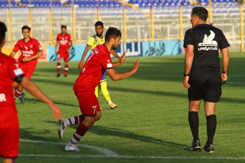 دهقانی: تردیدی در مورد ماندن نساجی نداریم