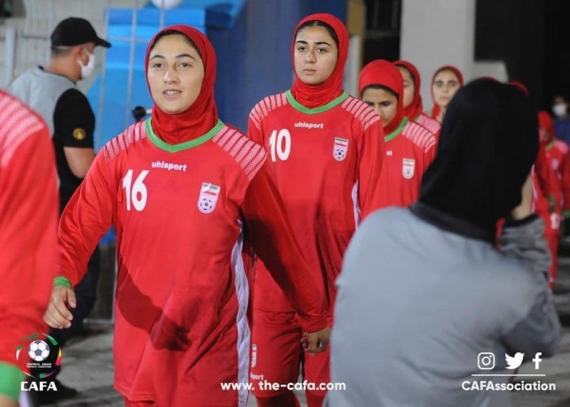ماموریت بزرگ؛ قرقیزستان را گلباران کنید