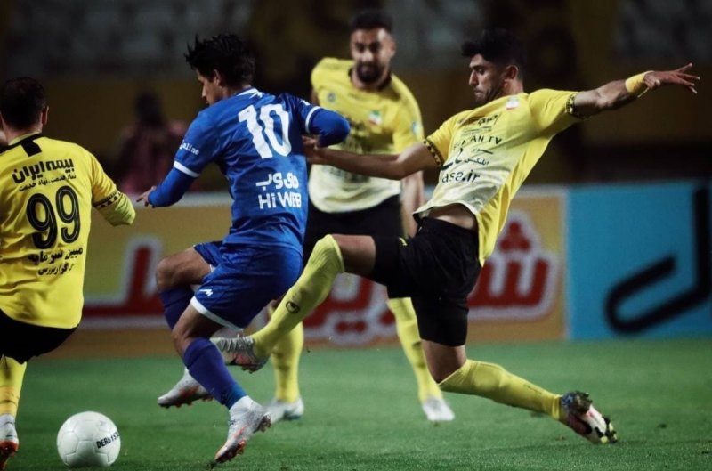 ستاره سپاهان علیه اتهامات به پرسپولیس