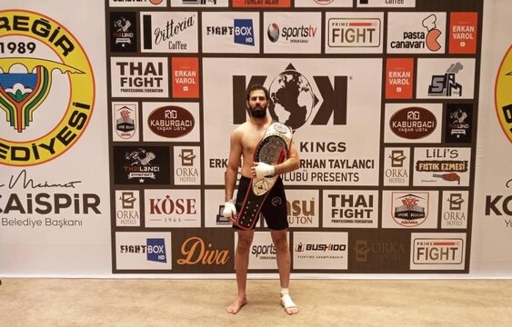 درخشش امامی و کسب کمربند قهرمانی در MMA