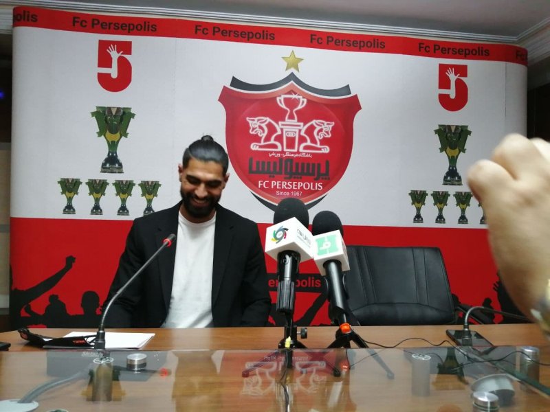اسدی: قرارداد یک ساله؟ میخواهم در پرسپولیس بمانم