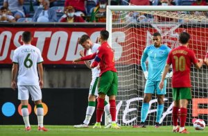 پرتغال 2 - 1 ایرلند؛ معجزه رونالدو