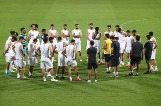 ساپینتو درباره غلامپور و نوشادی نظر می دهد/ دو دستیار خارجی در کادرفنی استقلال