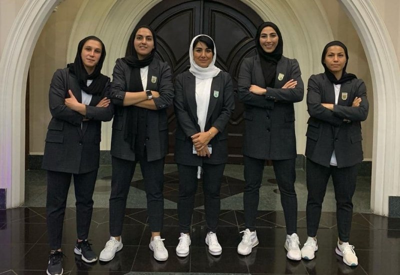 دخترانِ شیک‌پوش فوتبال ایران عازم تاشکند شدند (عکس)