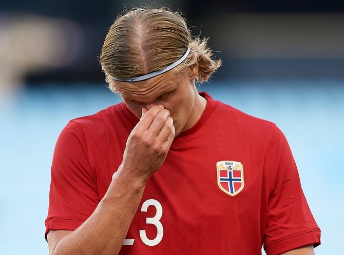 رویای از دست رفته هالند برای حضور در جام جهانی