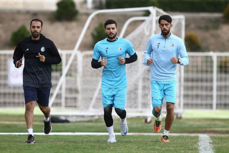 خط خوردههای استقلال؛ وریا، رشید و اینبار رضاوند