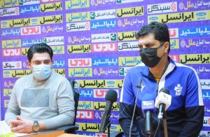 حسینی: امیدوارم زمین شیراز بگذارد فوتبال بازی کنیم
