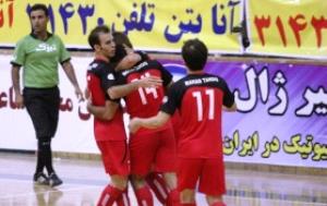 تداوم صدرنشینی ماهان تندیس در لیگ فوتسال