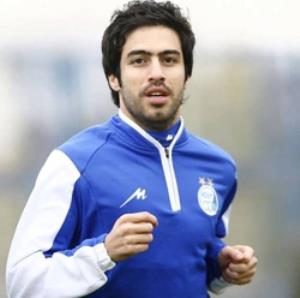 خسرو حیدری به بازی با سیاهجامگان میرسد