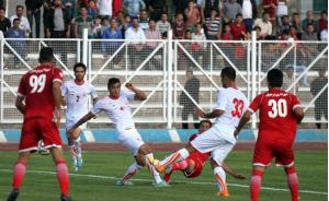 صدر جدول دقیقه96 زردپوش ماند