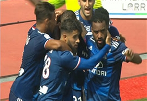 خلاصه بازی نانسی 0-3 لیون (هتریک لاکازت)