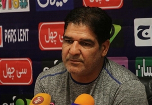 مهاجری: این ورزشگاه خدمت بزرگی به استان خواهد کرد