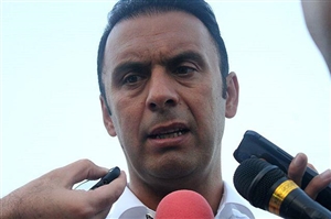 پاشازاده جانشین فکری در سرخ پوشان شد