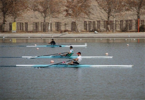 تیم ملی روئینگ مردان به آب میزند