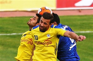نوروزی: این رفتار هواداران مشکلی را حل نمیکند!