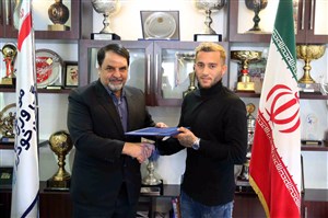 درخواست بازیکن جدید پیکان از مهاجرین افغانستان
