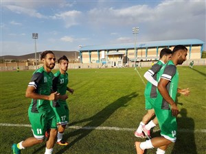 گفتوگوبارضا کرملاچعب درحاشیهدیدار دوستانه گلگهر سیرجان و فولاد خوزستان