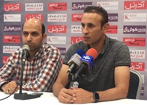گلمحمدی: بله با آجرلو اختلاف دارم