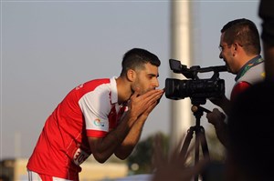 گسترش فولاد 0 - پرسپولیس 3؛ لقمه شیرین صدرنشینی