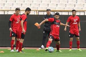استقلالی ها اردوی تیم ملی را تسخیر کردند!