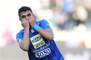 برزای از استقلال جدا شد