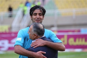 مشکل پور: خدا را شکر پای آقایی آسیب ندید