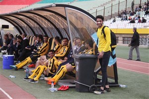 یزدانی: میخواهم 10 سال دیگر در سپاهان بازی کنم