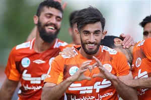 قلیزاده پدیده سال فوتبال ایران