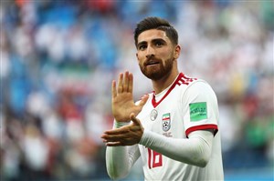 ورود جهانبخش با بازوبند کاپیتانی
